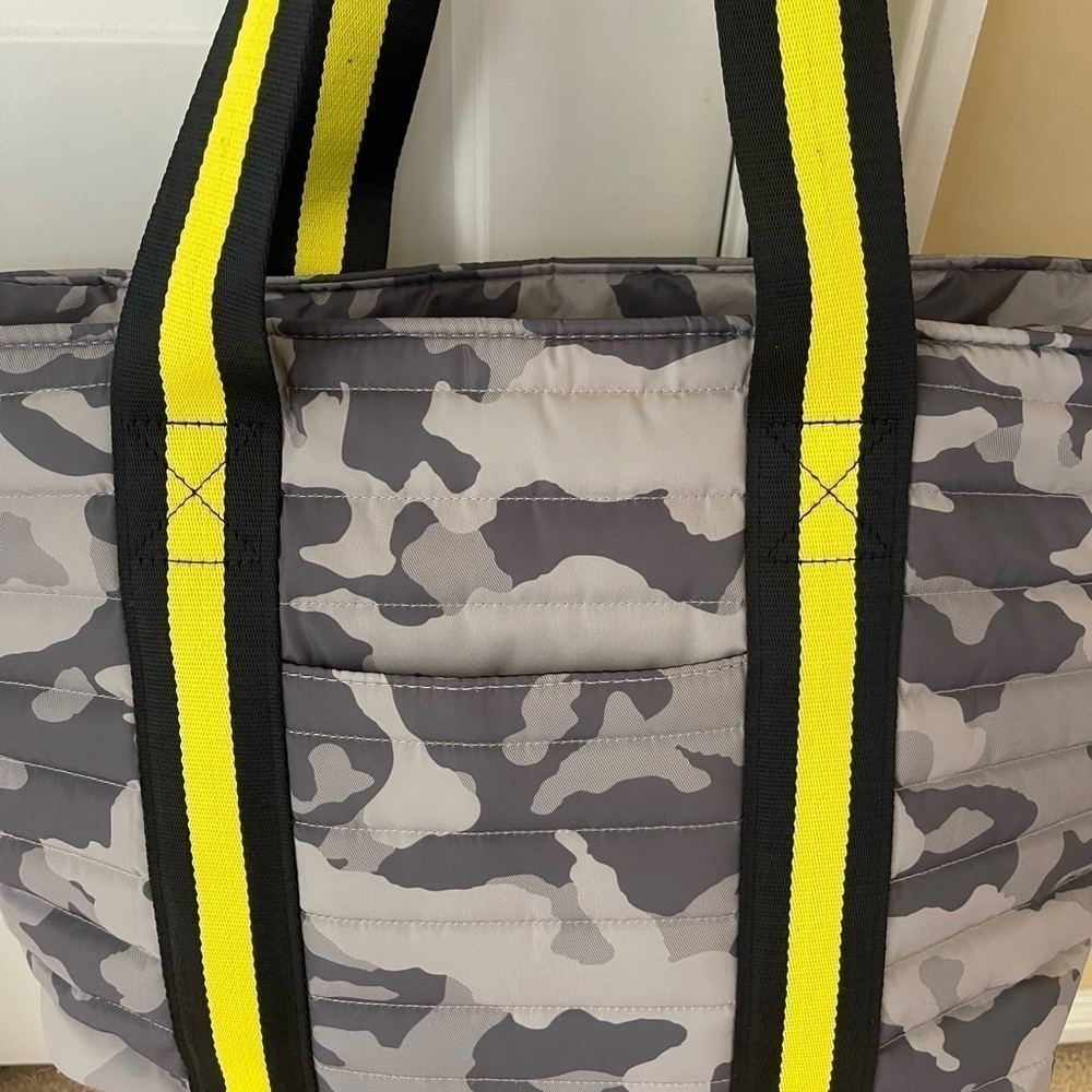 Think Royln Wingman | Grey Camo w/Yellow Strap - Large Tote - Picture 6 of 11